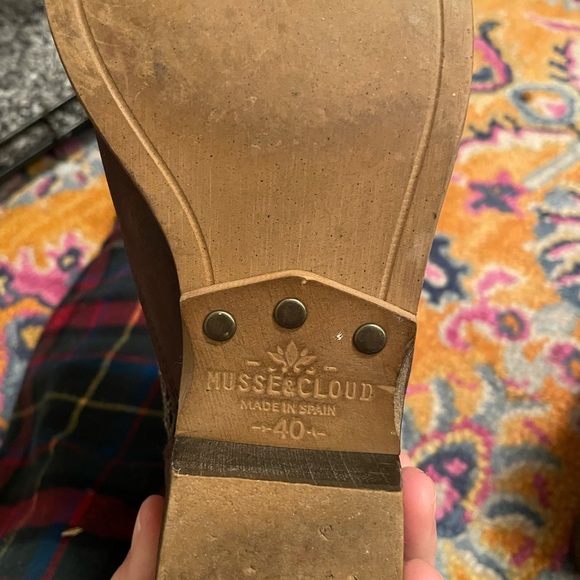 Musse and cloud lace booties - Picture 7 of 7